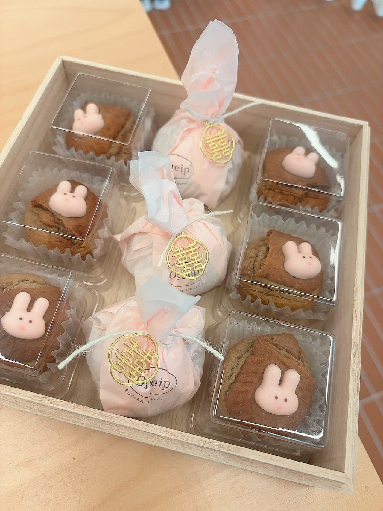 전통의 멋을 담은 보자기 포장 세트